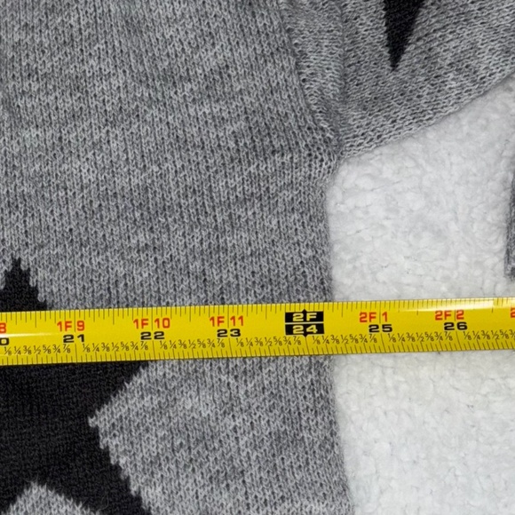 NWT EASEL SWEATER - Picture 7 of 10